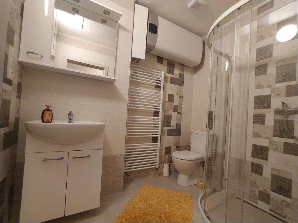 Apartmany Lono Йичин Экстерьер фото